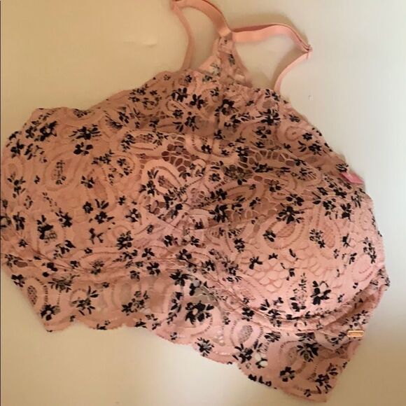 🌸PINK VS high Neck Bralette🌸 - Picture 1 of 4